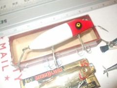 LOT OF 6 VINTAGE LURES CCB MIRR – O – LURE SPORT KING CUT PLUG + 1 UNKNOWN