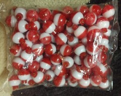 50 NEW FISHING BOBBERS SNAP-ON RED AND WHITE FLOATS 1/2&Prime; DIAMETER – USA SELLER